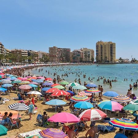 Schoene Wohnung Mit Pool , Wi-Fi Und Privat Garage Torrevieja Exteriör bild