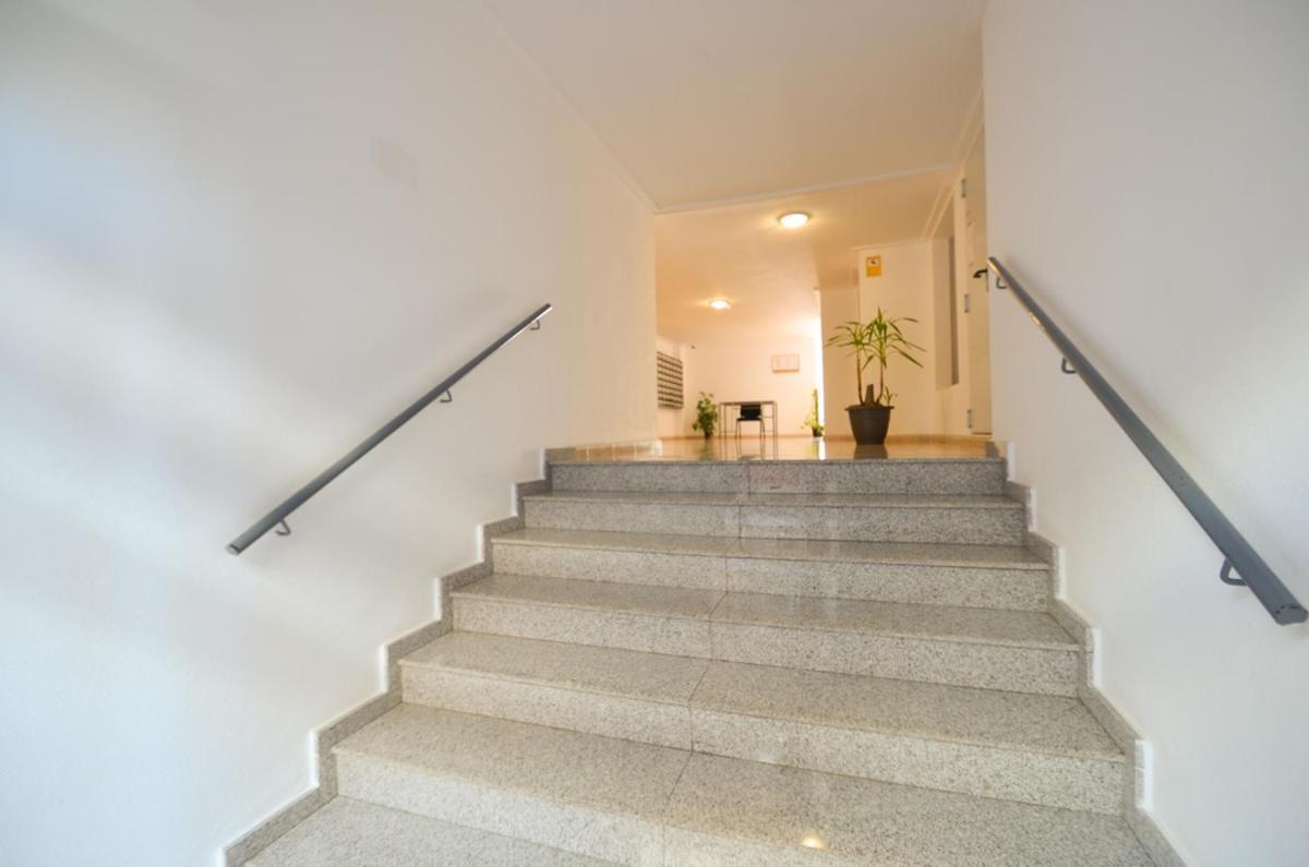 Schoene Wohnung Mit Pool , Wi-Fi Und Privat Garage Torrevieja Exteriör bild
